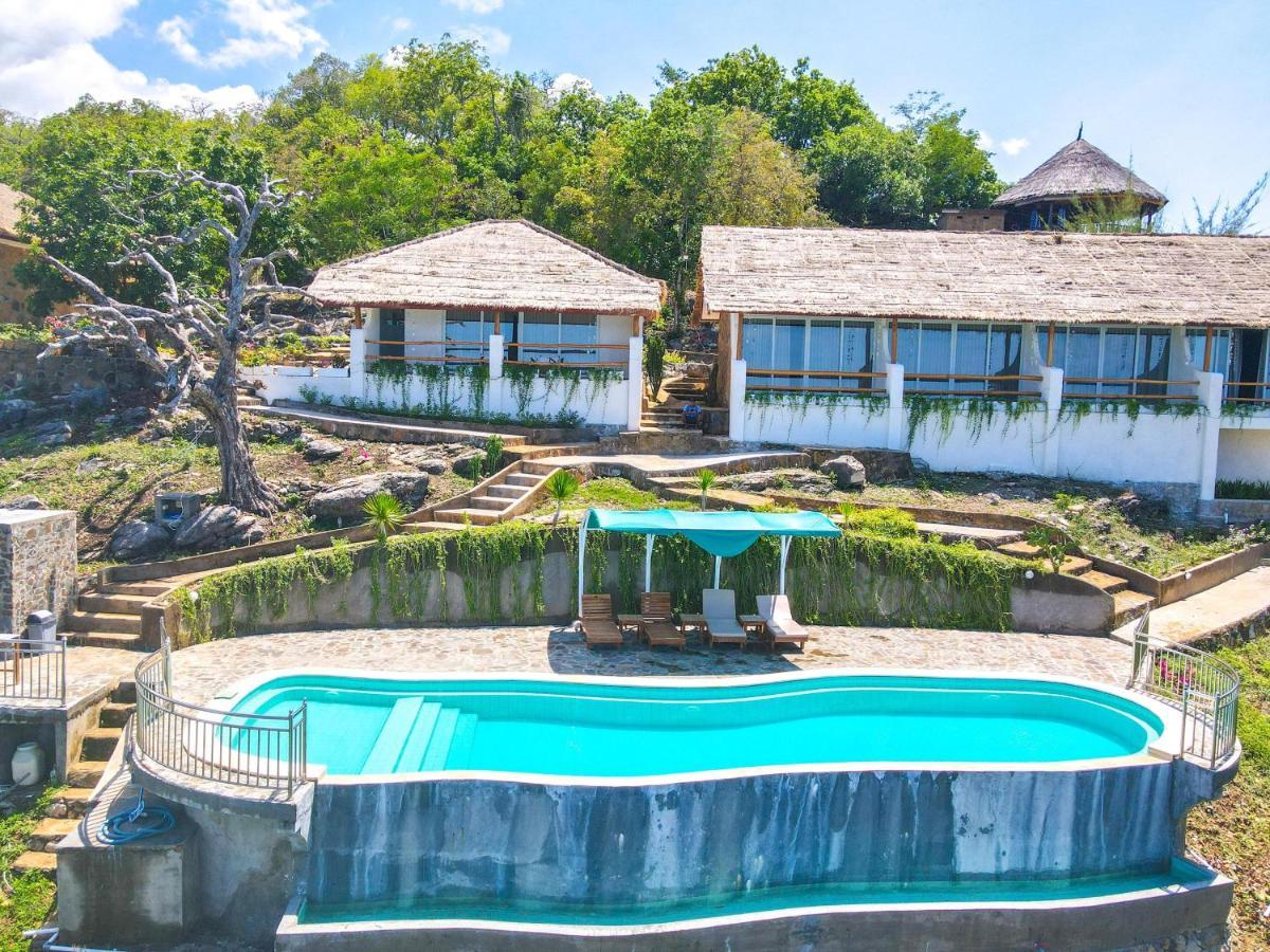 Theodor At Labuan Bajo Hotel Ngoại thất bức ảnh